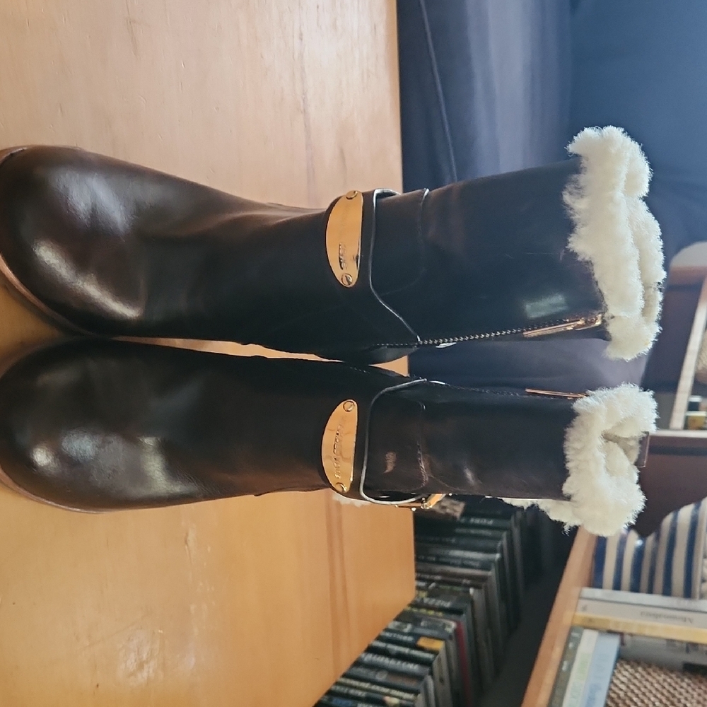 Michael Kors Dark Brown Leather Boots with White Fur Trim